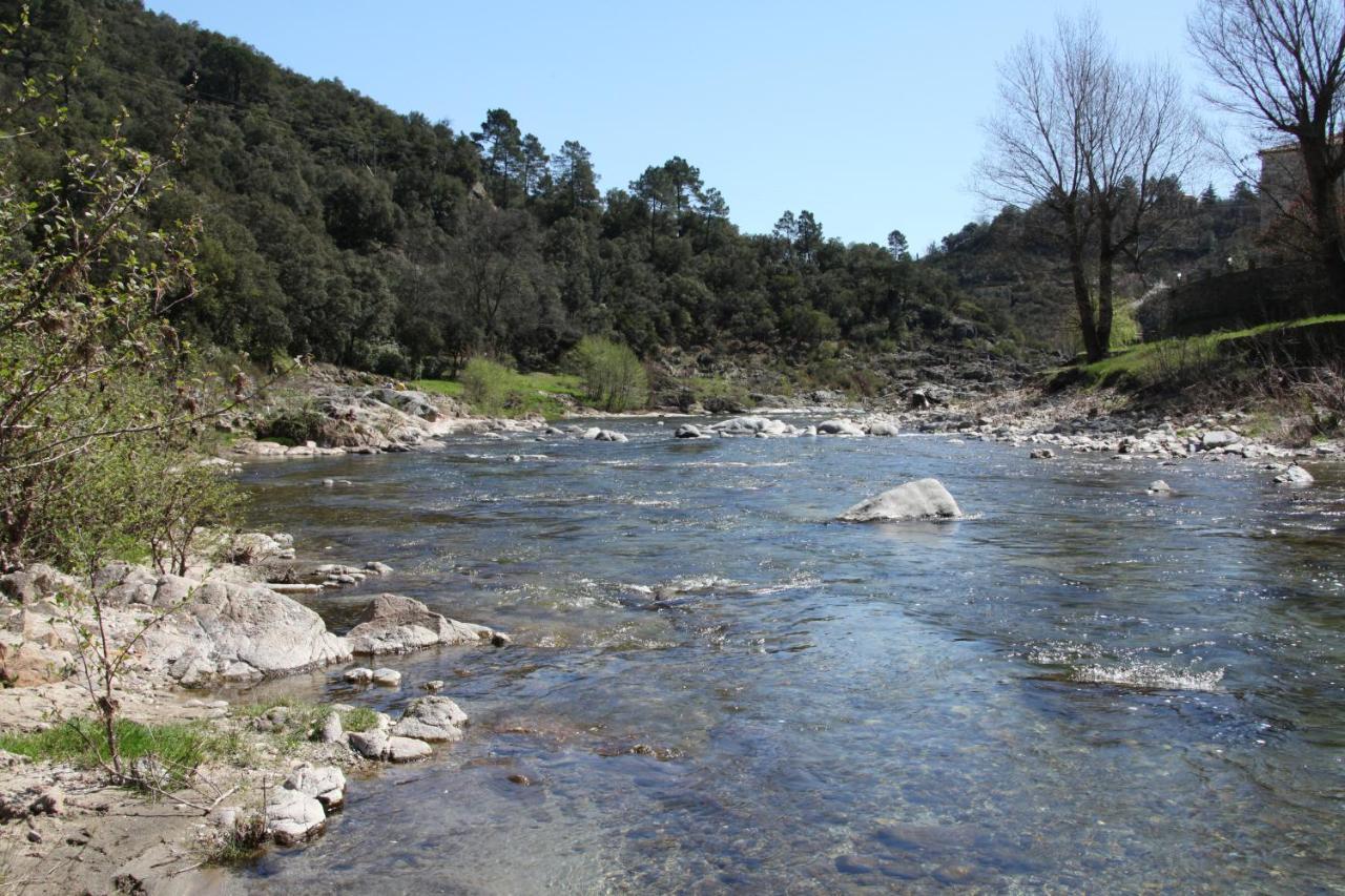 A L'orée Des Cévennes Aigremont Exterior foto